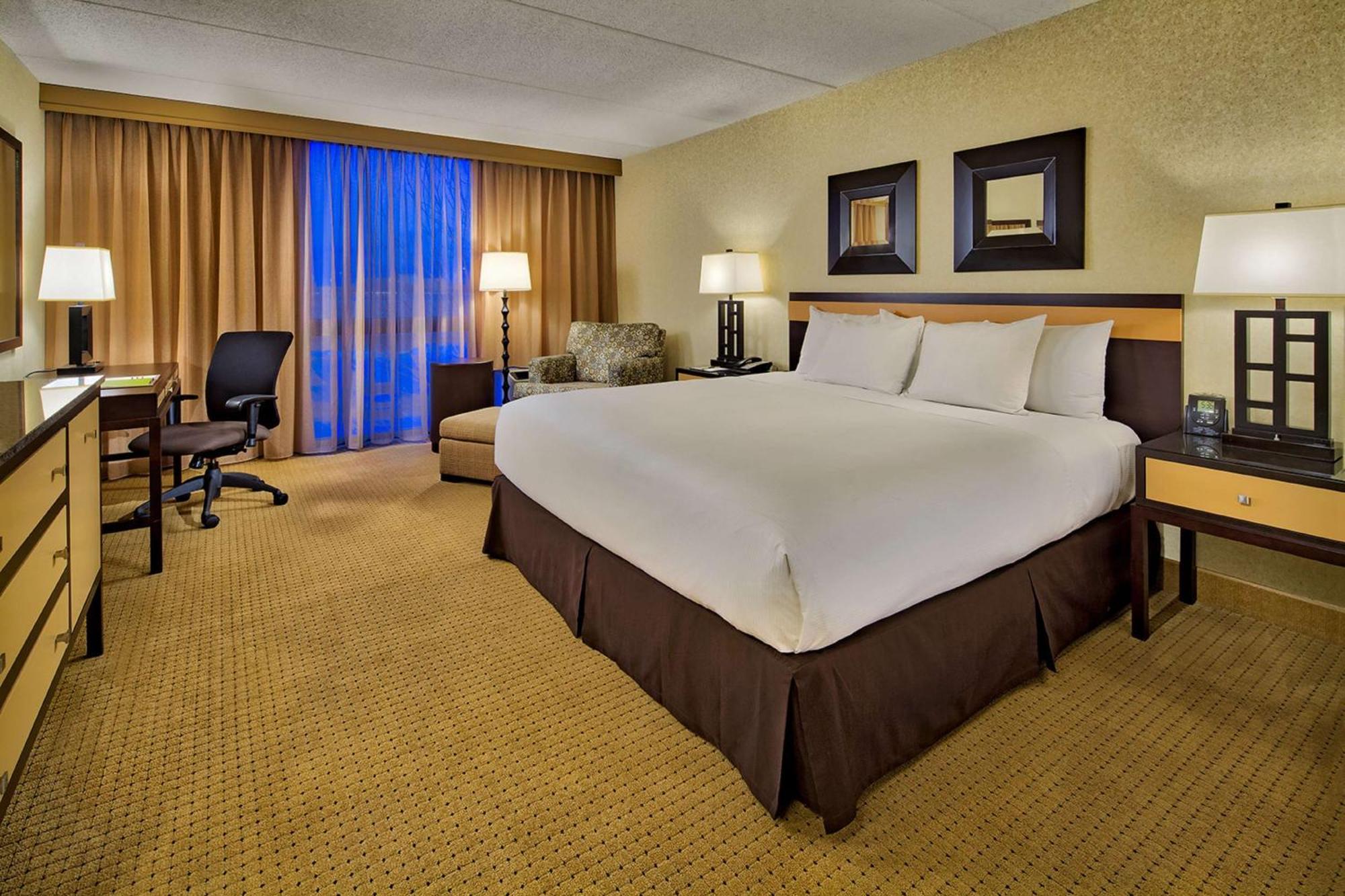 Doubletree By Hilton Chicago - Arlington Heights Hotell Eksteriør bilde