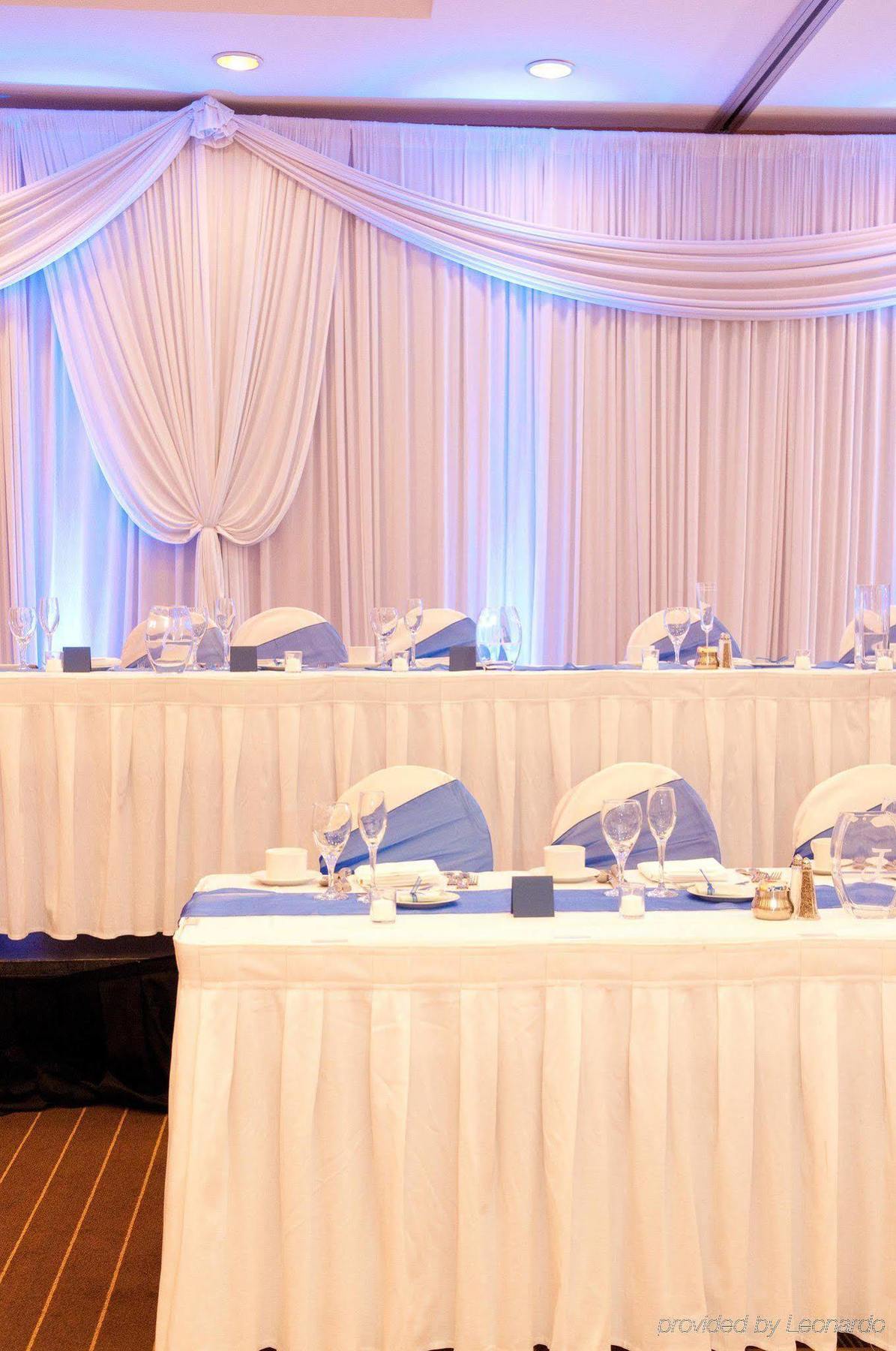 Doubletree By Hilton Chicago - Arlington Heights Hotell Restaurant bilde